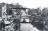 Het beurtschip (links) van Wiggert Amsterdam te Sneek bij het Hoogend omstreeks 1949